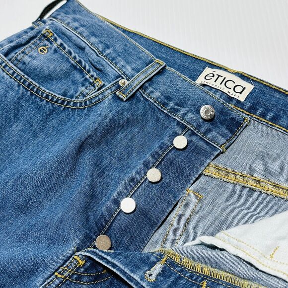 Etica Stanton Jeans Women's 30 Blue Denim Relaxed Fit Button-Fly Wide-Leg NWT - Picture 4 of 10